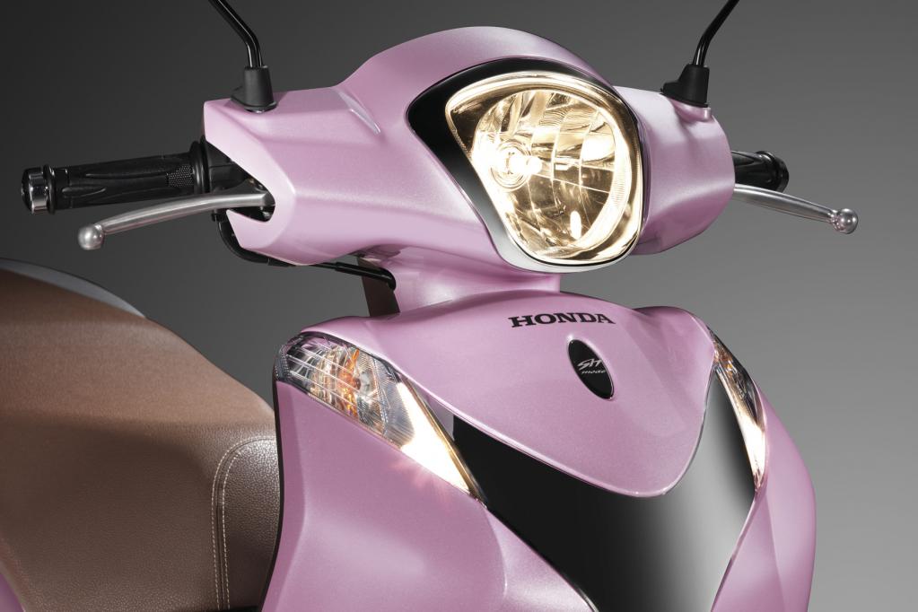 Honda mit neuem Zwei-Liter-Roller