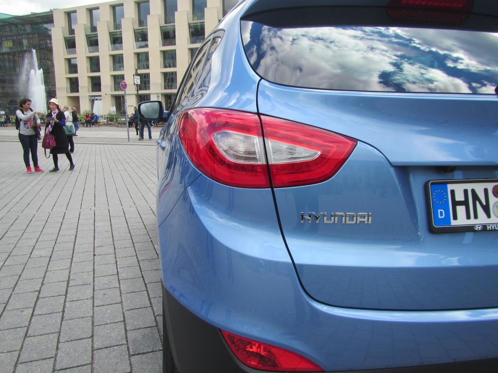 Hyundai ix35: Moderne Leuchteinheit hinten mit Markenschriftzug. 
