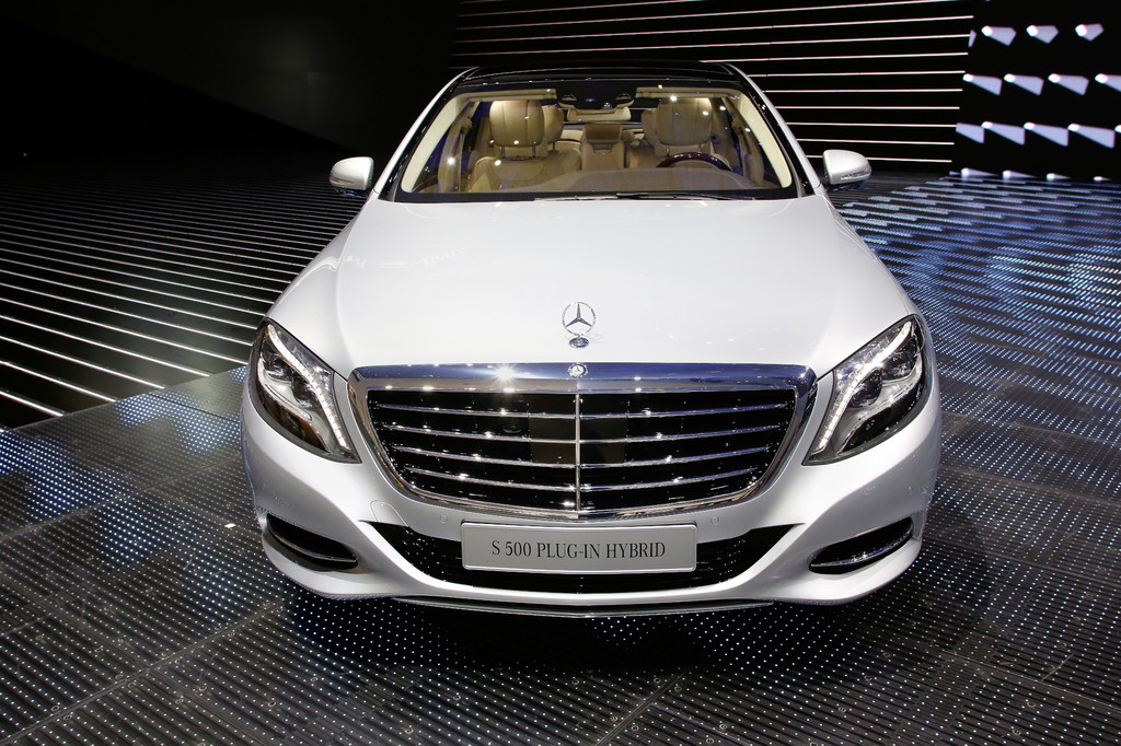 IAA 2013: Auch der S-Klasse reichen drei Liter