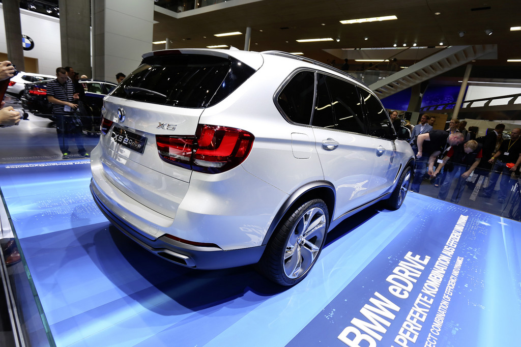 IAA 2013: BMW drückt Verbrauch des X5 auf unter vier Liter
