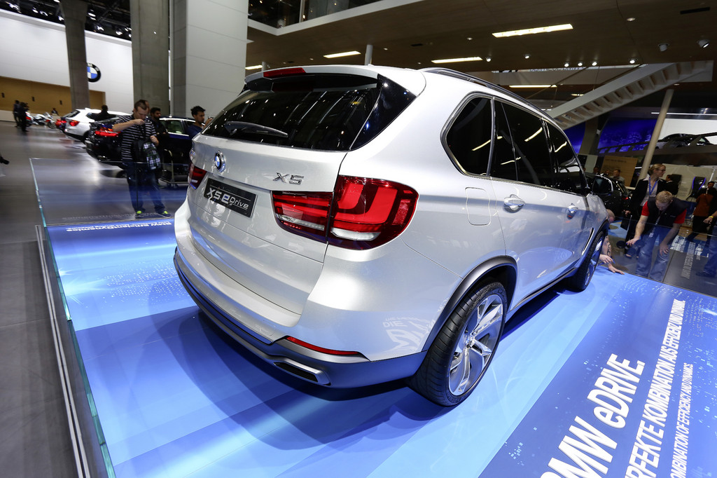 IAA 2013: BMW drückt Verbrauch des X5 auf unter vier Liter