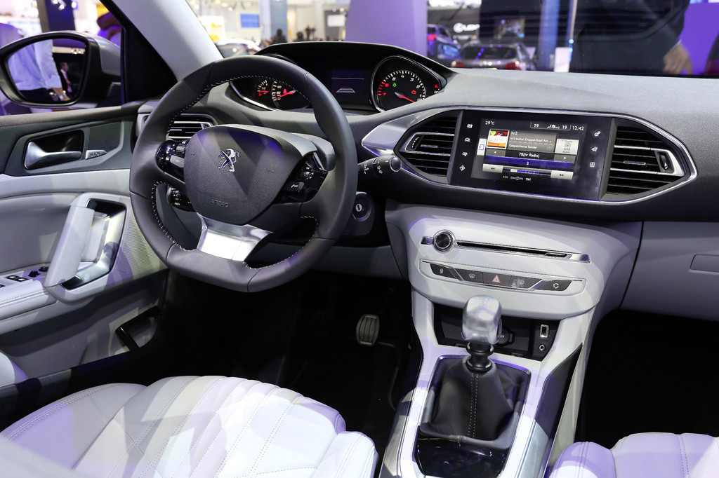 IAA 2013: Der Franzosen-Golf hat abgespeckt