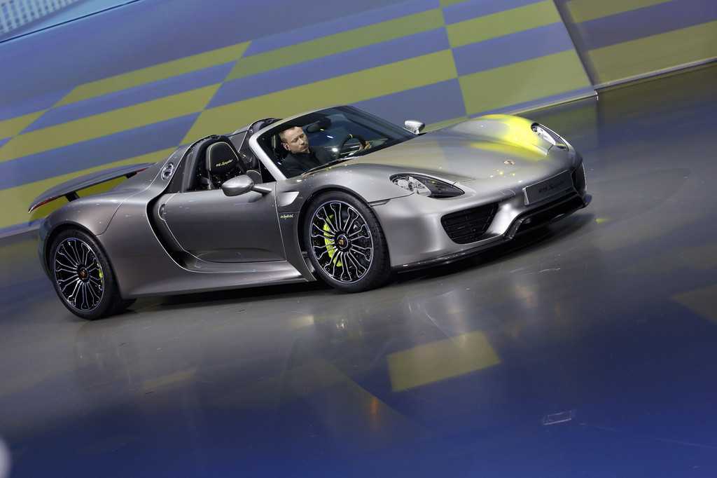 IAA 2013: Der VW-Konzern fährt schon am Vorabend auf