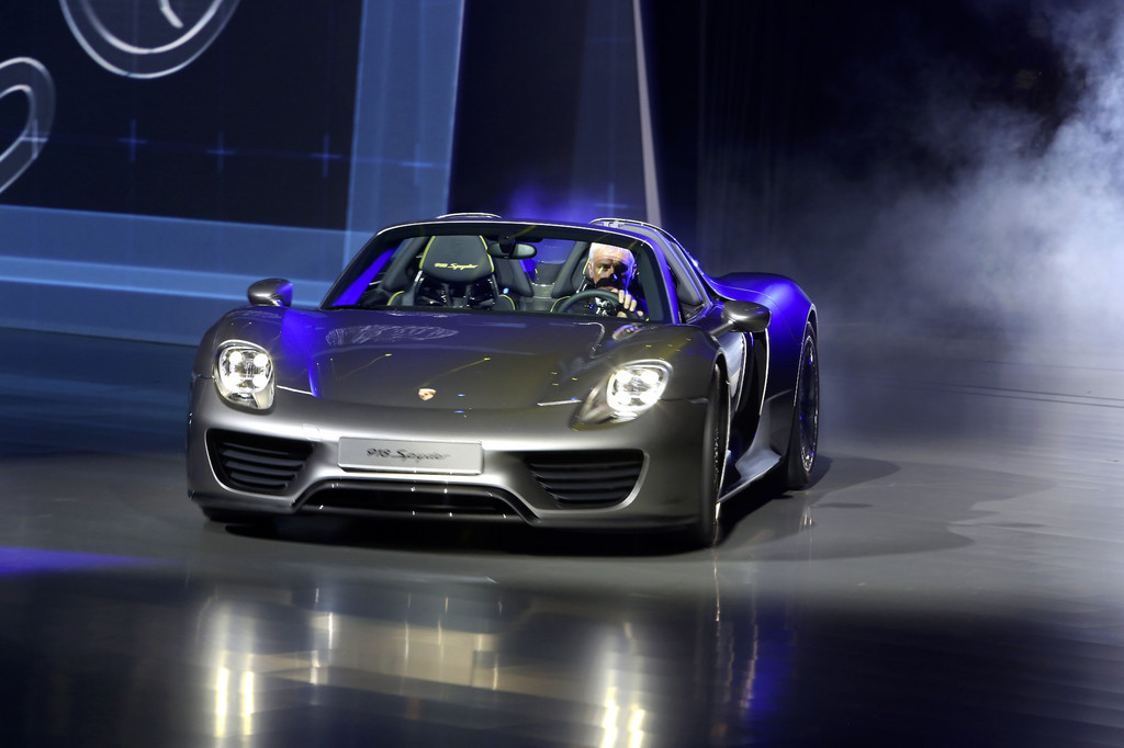 IAA 2013: Der VW-Konzern fährt schon am Vorabend auf