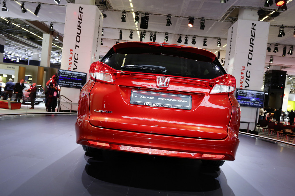 IAA 2013: Dynamischer Kombi mit hohem Nutzwert