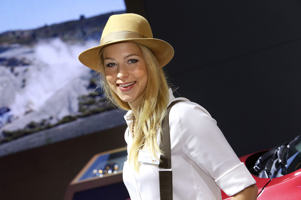IAA 2013: Glänzender Lack und strahlendes Lächeln