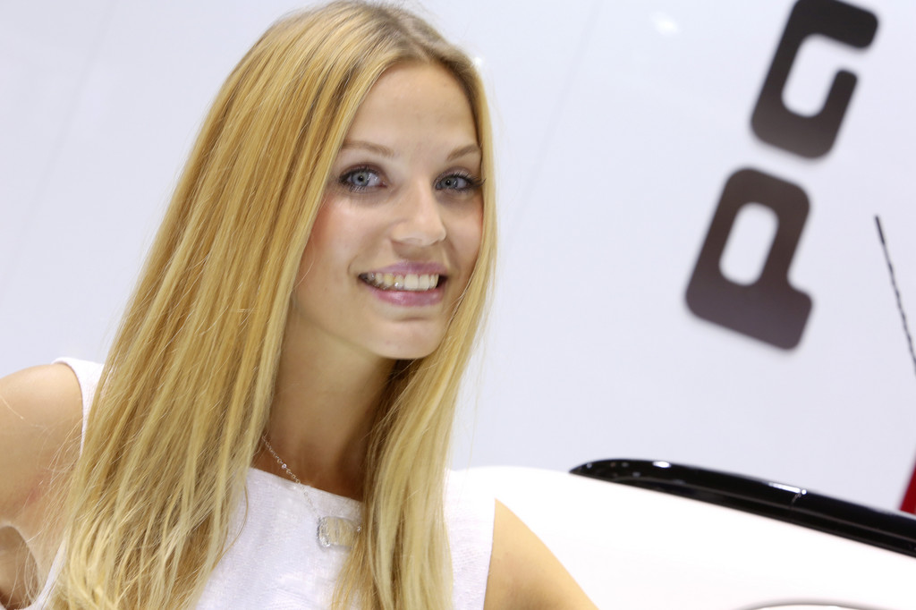 IAA 2013: Glänzender Lack und strahlendes Lächeln