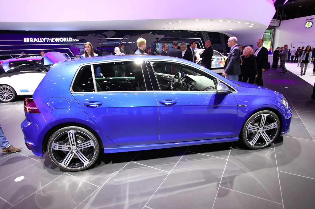 IAA 2013: Golf R macht Null-Acht-Fünfzehn auf der Nordschleife