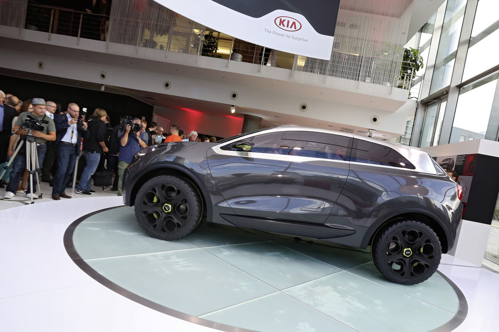 IAA 2013: Kia fährt mit dem Niro in die Zukunft