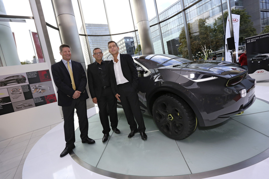IAA 2013: Kia fährt mit dem Niro in die Zukunft