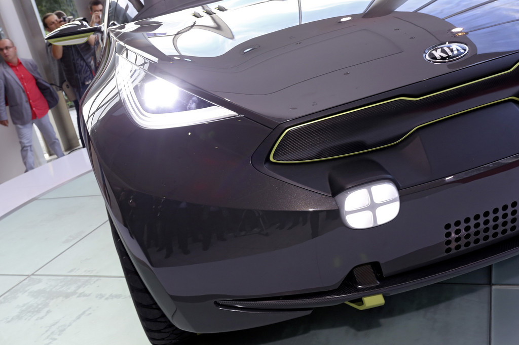 IAA 2013: Kia fährt mit dem Niro in die Zukunft