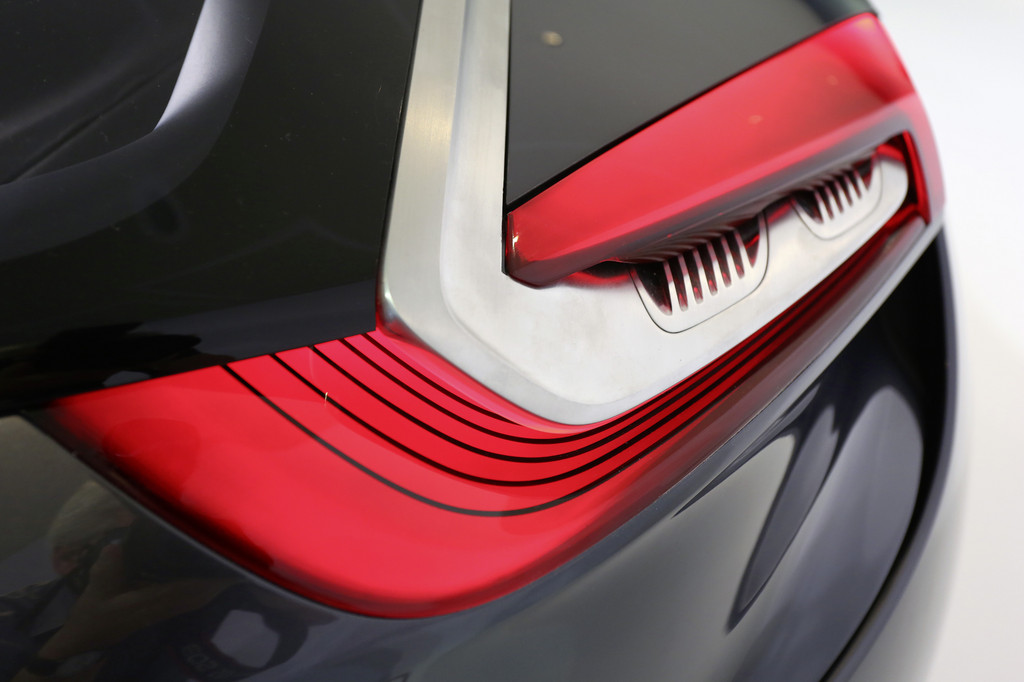 IAA 2013: Kommunikationszentrale im Monza-Kleid