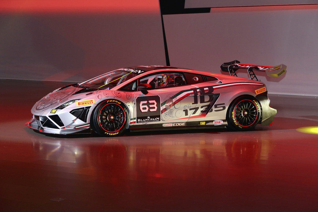 IAA 2013: Lamborghini Gallardo von der Schikane zum Bordstein