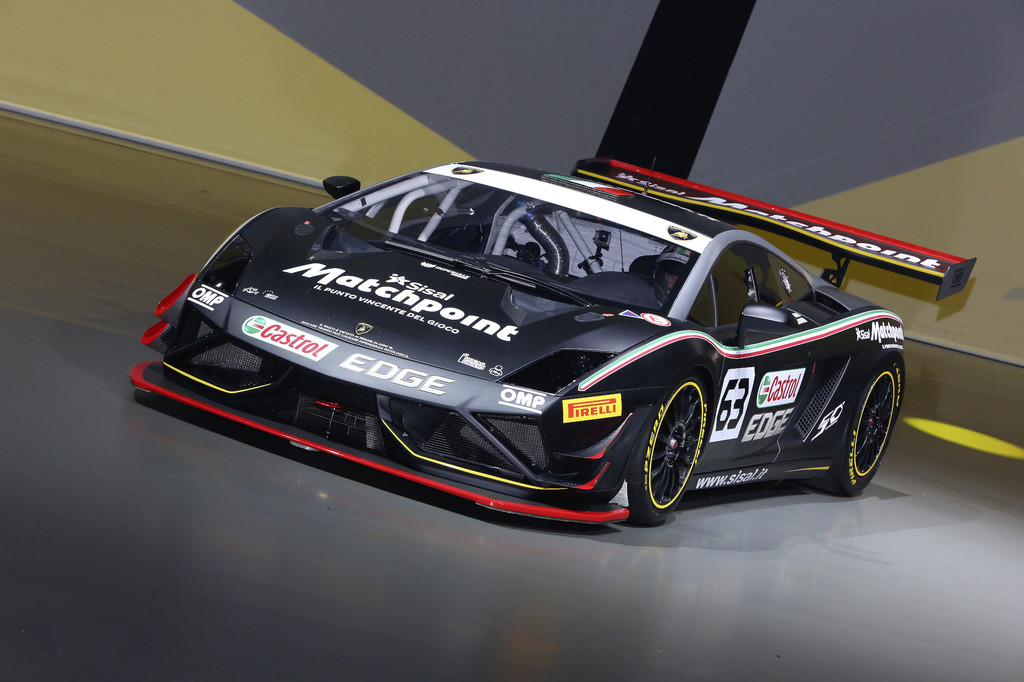 IAA 2013: Lamborghini Gallardo von der Schikane zum Bordstein