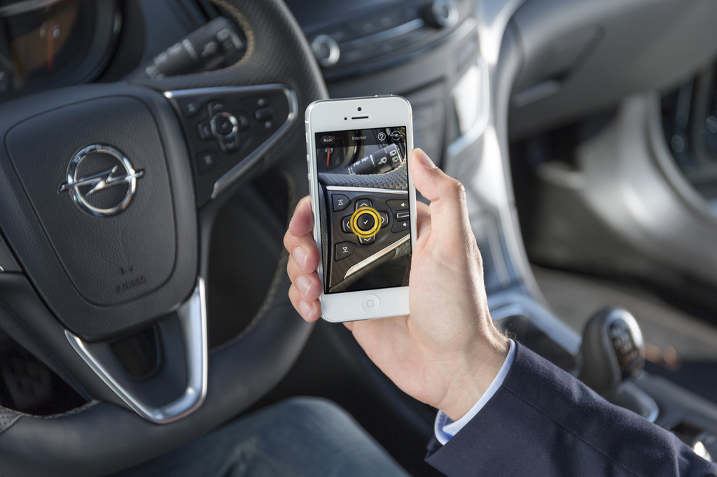 IAA 2013: Opel bietet Bedienungsanleitung via Smartphone