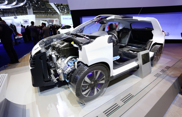 IAA 2013: Peugeot 2008 mit Luftantrieb