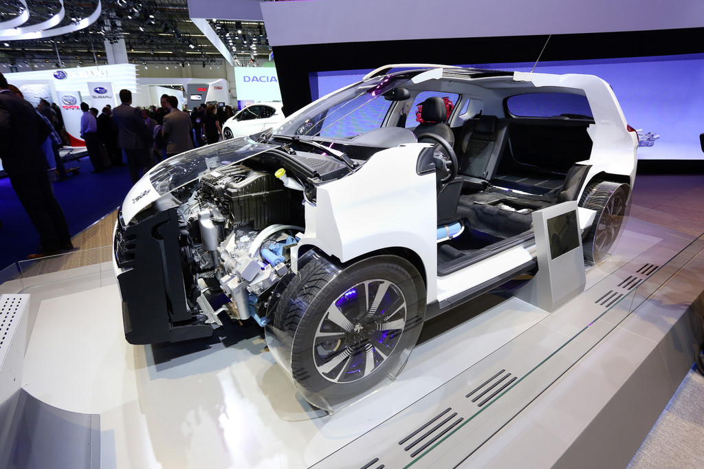 IAA 2013: Peugeot 2008 mit Luftantrieb