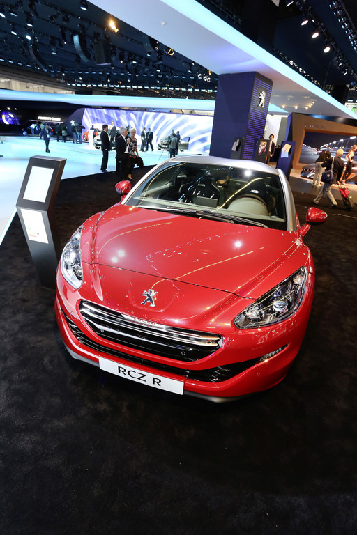 IAA 2013: Peugeot RCZ lässt die Muskeln spielen