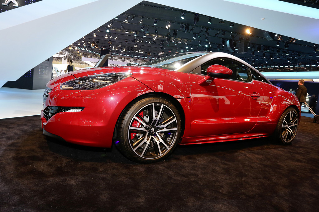 IAA 2013: Peugeot RCZ lässt die Muskeln spielen
