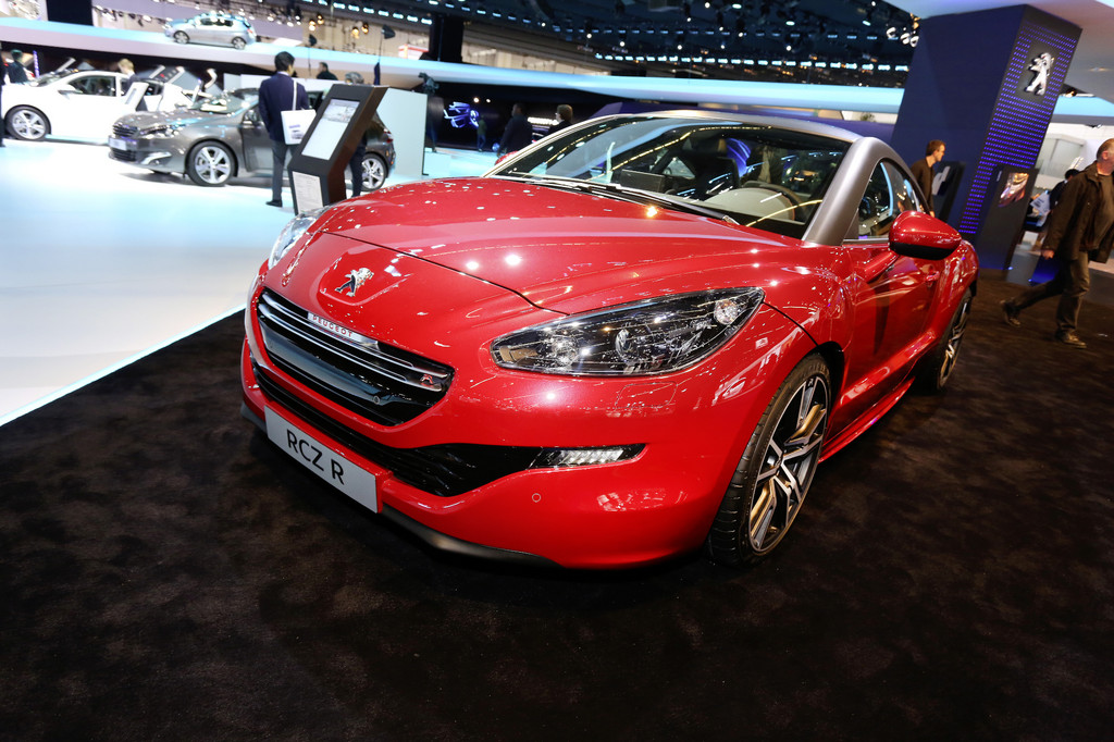 IAA 2013: Peugeot RCZ lässt die Muskeln spielen