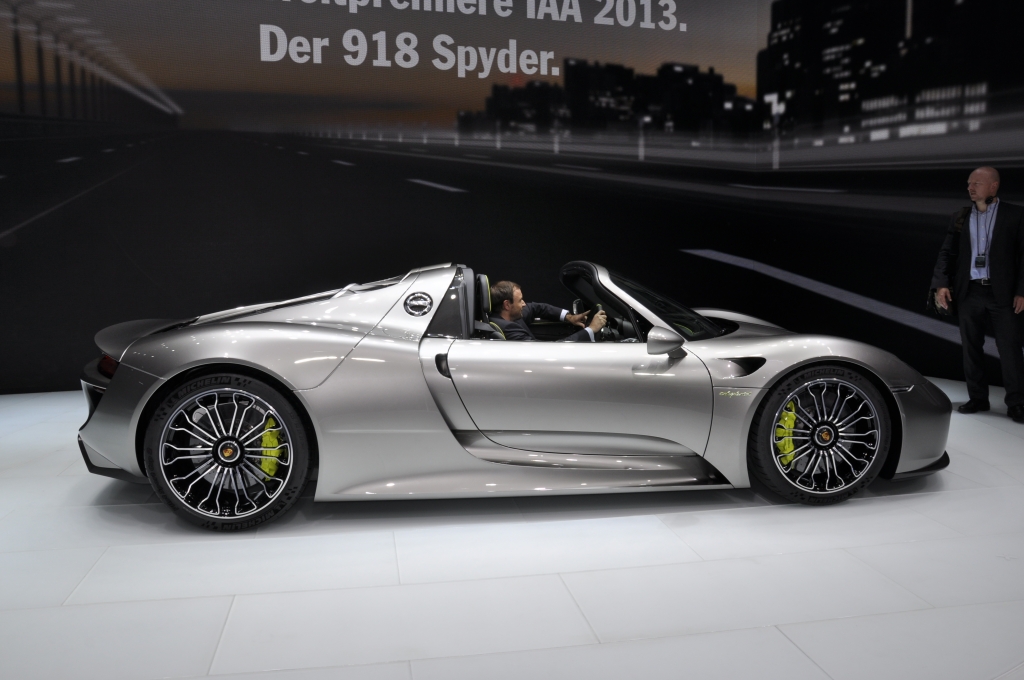 IAA 2013: Porsche-Gene für die Zukunft - Der 918 Spyder 