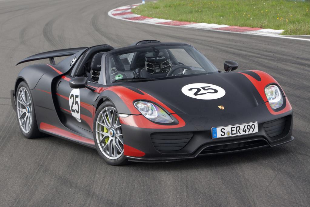 IAA 2013: Porsche-Supersportler 918 Spyder stellt sich vor