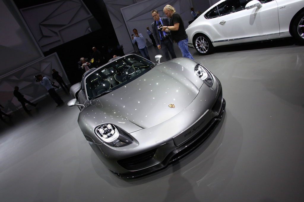 IAA 2013: Schneller war noch keiner auf dem Nürburgring