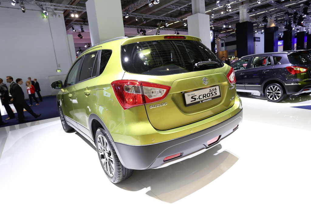 IAA 2013: Suzukis SX4 steht bereit