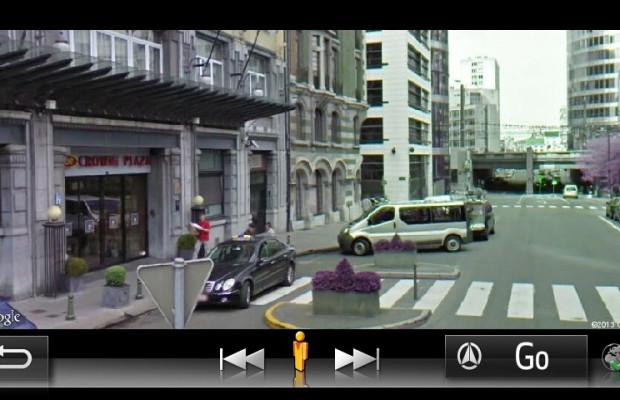 IAA 2013: Toyota zeigt Street-View-Navigation am Stand