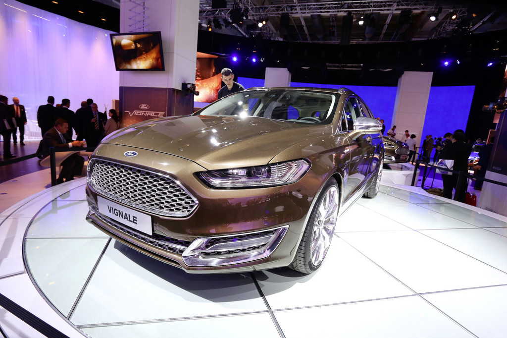 IAA 2013: Vignale hebt den Ford Mondeo eine Stufe höher