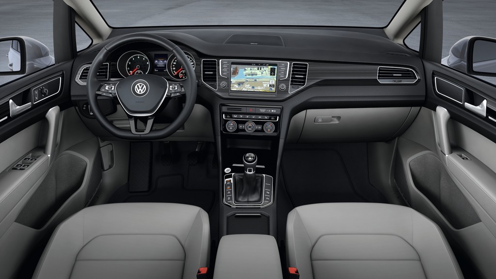 IAA 2013: Volkswagen zeigt erstmals den Golf Sportsvan