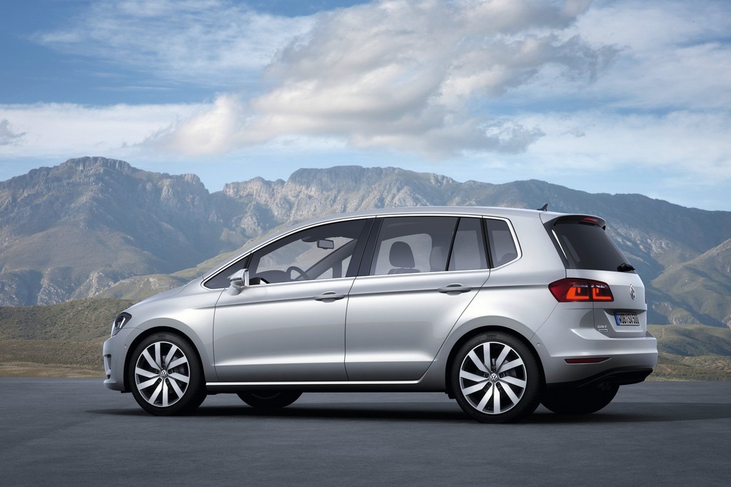 IAA 2013: Volkswagen zeigt erstmals den Golf Sportsvan
