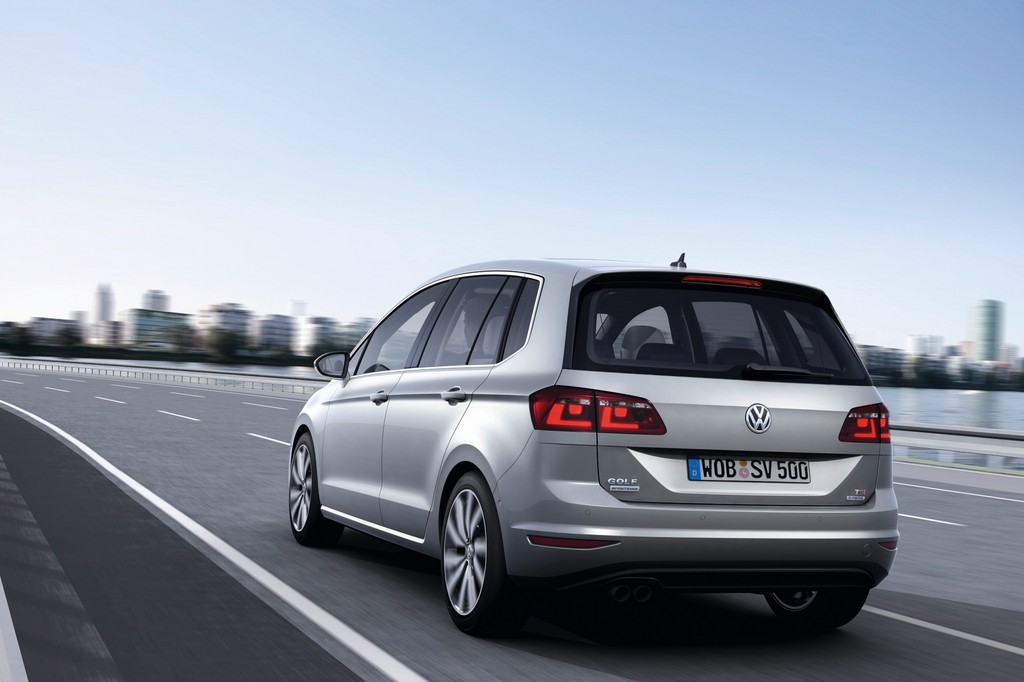 IAA 2013: Volkswagen zeigt erstmals den Golf Sportsvan