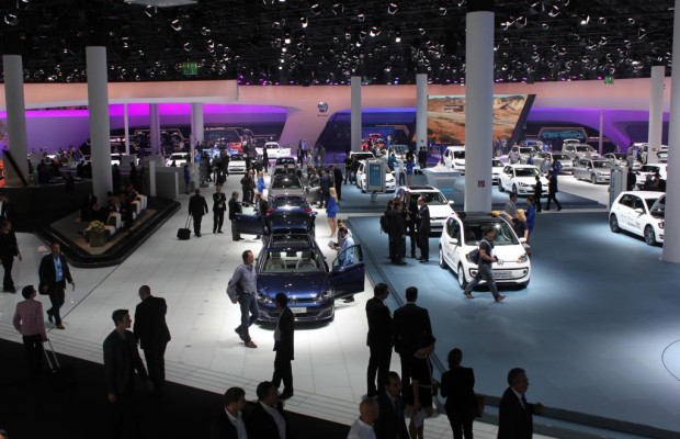 IAA-Eröffnung: Merkel ist stolz auf Autoindustrie