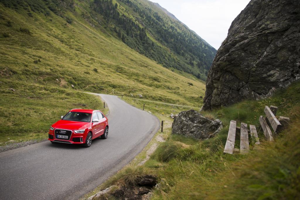 Ideales Terrain also für die vier neuesten RS-Modelle aus der Leistungsschmiede der Audi Quattro GmbH, die hier ihre Ausdauer und ihre Kletterkünste beweisen sollten