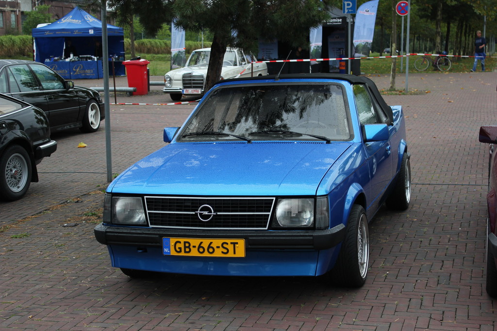 Klassisches Blech beim ''Youngtimer Vestival'' in Herten