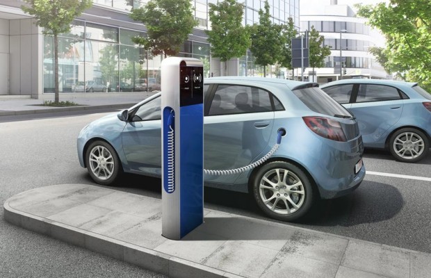 Kostspielig bis extrem teuer: Deutsche E- und Hybrid-Pkw