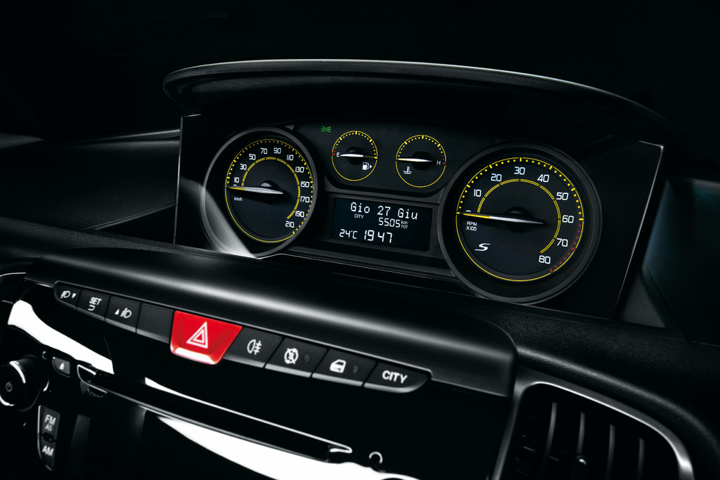 Lancia Ypsilon S im Momodesign erhältlich