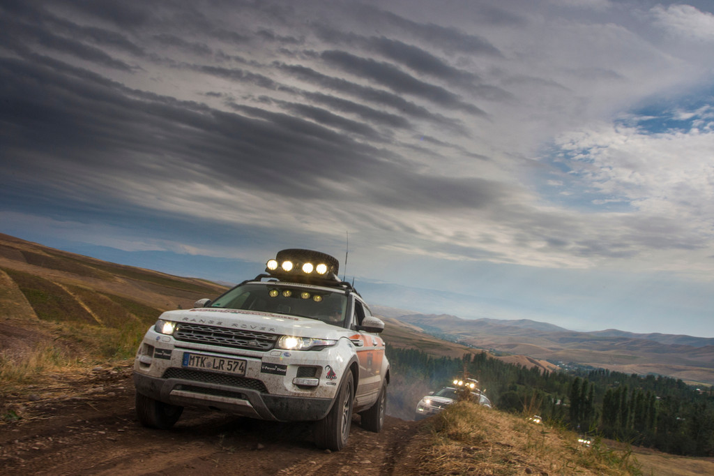 Land Rover Experience Tour 2013: Auf dem Dach der Welt