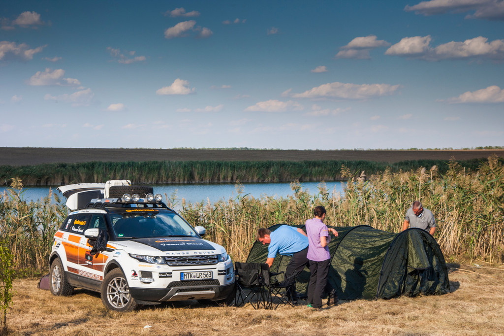 Land Rover Experience Tour 2013: Schwarzmeerflotte und Kartoffelbauer