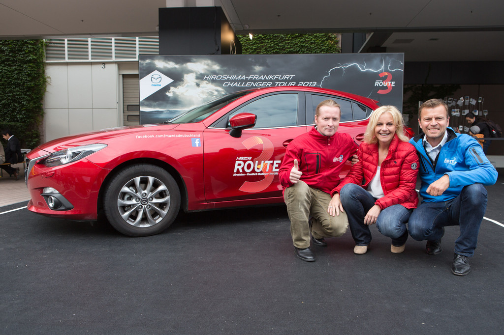 Mazda spendet 60 000 Euro an 