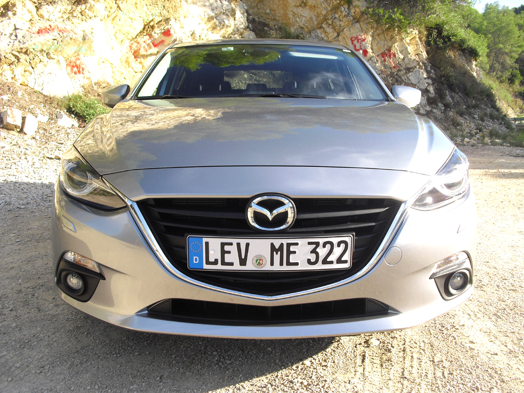 Mazda3: Blick auf die Frontpartie. 