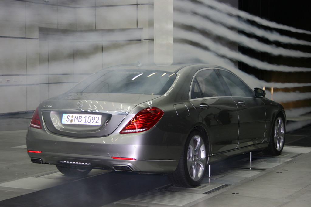 Mercedes-Benz hat modernsten Aeroakustikkanal: Widerstand zwecklos