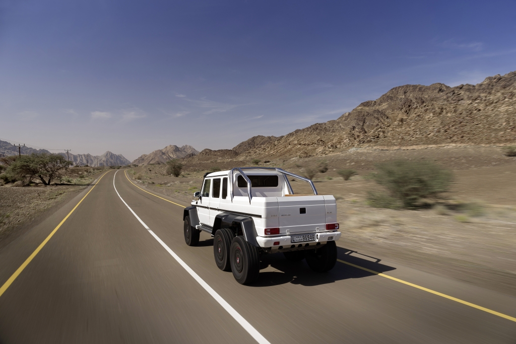 Mercedes G 63 AMG 6x6 - Für eine Achse mehr