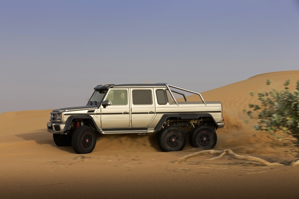 Mercedes G 63 AMG 6x6 - Für eine Achse mehr