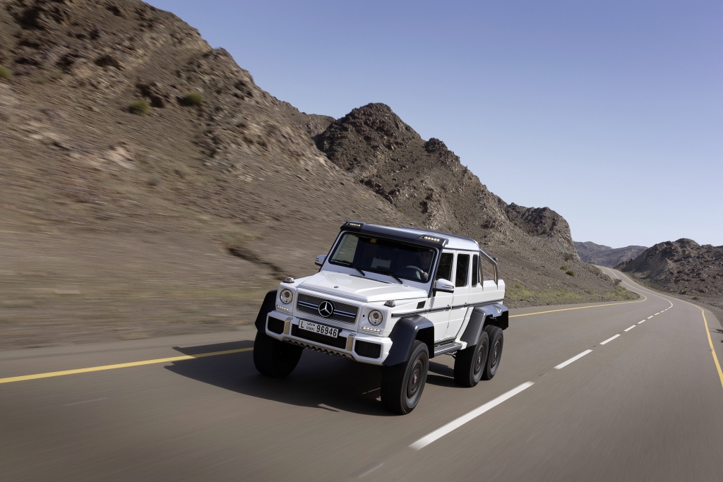 Mercedes G 63 AMG 6x6 - Für eine Achse mehr