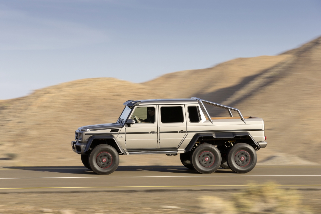 Mercedes G 63 AMG 6x6 - Für eine Achse mehr