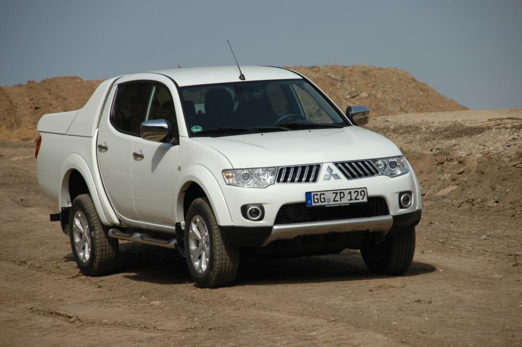 Mitsubishi L200 im Jahr 2012