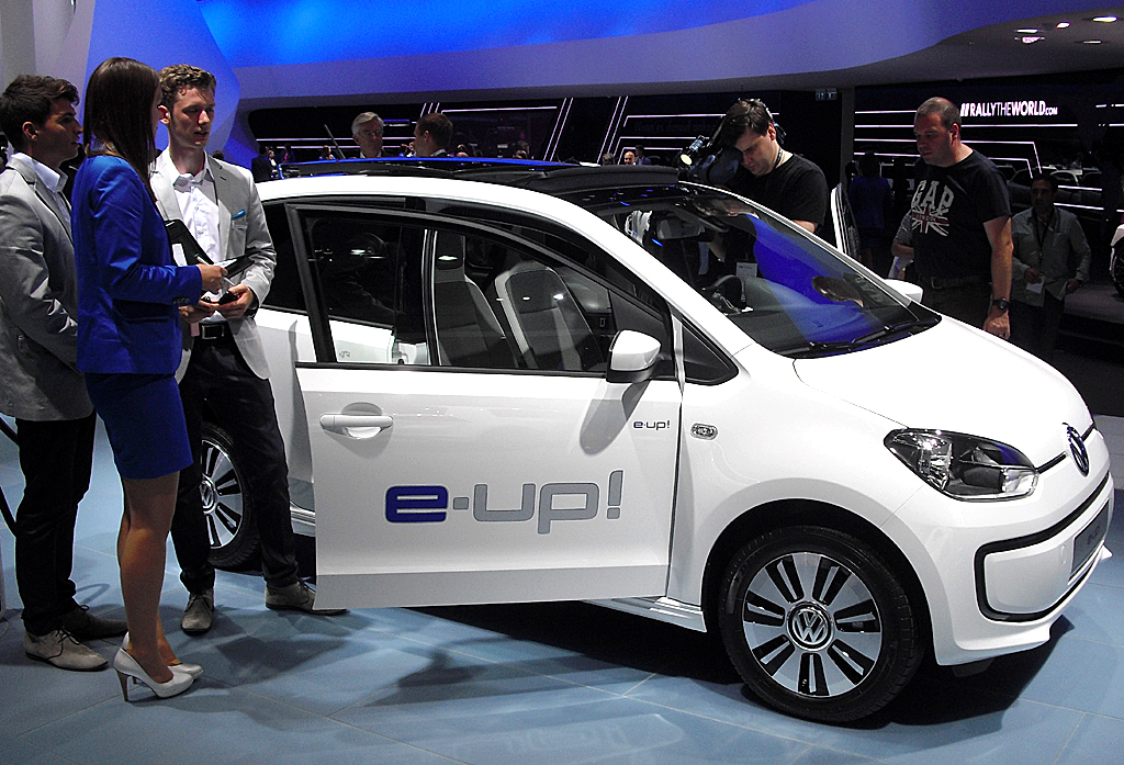 Neben dem E-Golf ist auch der E-Up von VW serienreif. 