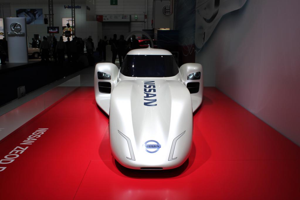Nissan mit schnellstem emissionsfreien Rennwagen